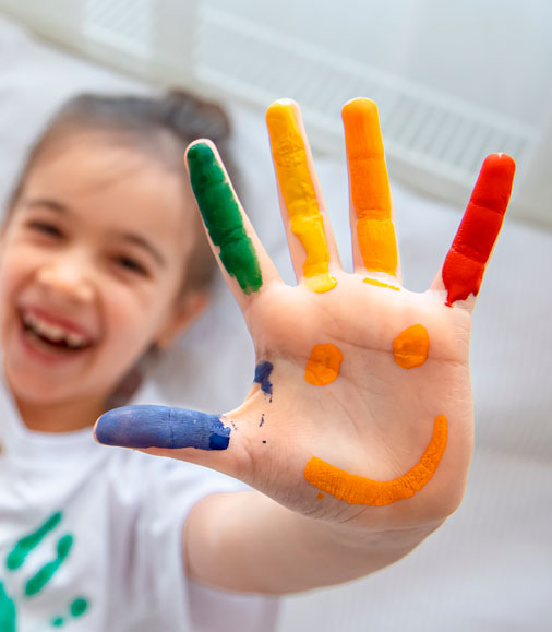 psicólogo-infantil-badajoz-manos-sonrisa2